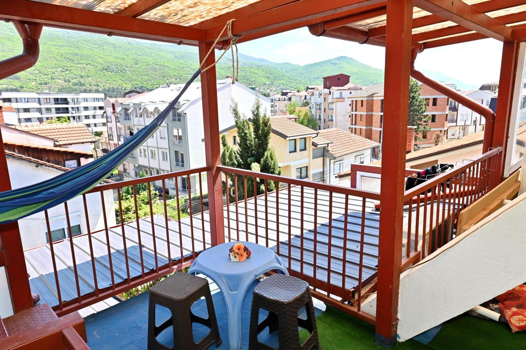 Blue Lake Hostel 오흐리드 외부 사진
